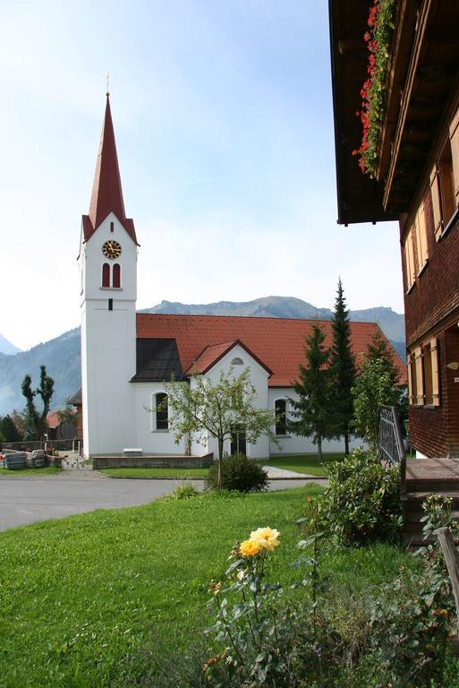 Gasthof Hirschen Sibratsgfäll Exterior foto
